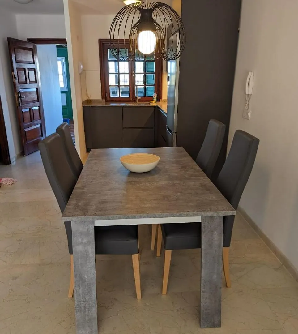 Daire Schicke Ferienwohnung In La Paz, Puerto De La Cruz